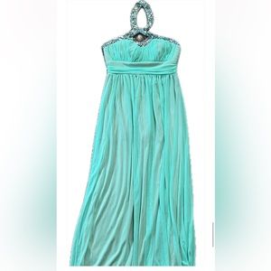 Macys prom dress in Teal with beads size 11
